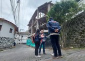 Según los vecinos, la construcción, que está ubicada en el centro de Guápulo, afecta el entorno patrimonial y cultural.