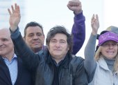 Milei cerró la campaña de las elecciones legislativas en Lomas de Zamora, provincia de Buenos Aires, pese a las advertencias de seguridad por los enfrentamientos con seguidores peronistas.