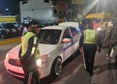 Agentes civiles de tránsito, policías y militares realizaron los controles.