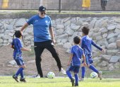 Juárez es empresario y entrenador de las escuelas del fútbol del Emelec.