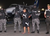 Alias Topo fue llevado a la cárcel la Roca en un convoy de seguridad.