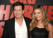 Charlie Sheen regresa al ojo público con un documental en Netflix