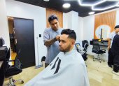 Las academias de barbería transforman el oficio en profesión, formando a cientos de jóvenes que hoy emprenden y viven de su pasión por el estilo.