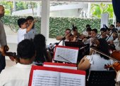 Para muchos estudiantes, fue la primera vez que escucharon en vivo a una orquesta. Los maestros destacan el valor educativo y emocional de estas experiencias.