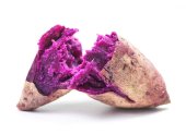 La cáscara del camote morado, rica en antocianinas, mostró efectos protectores significativos, posicionándose como base para futuros nutracéuticos y alimentos funcionales.