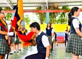 Juramento de la Bandera por parte de los estudiantes de tercero bachillerato.