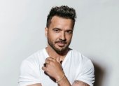 Luis Fonsi tiene 47 años.