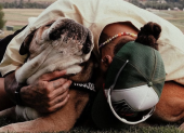 El piloto británico compartió más de una década de vida con Roscoe, su fiel compañero