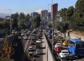 En Quito, la medida Pico y placa se aplica para reducir la intensa congestión vial. En promedio, los quiteños pasan hasta 70 horas al año atrapados en trafico.