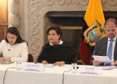 Sariha Moya, Gabriela Sommerfeld y John Reimberg se reunieron con el cuerpo diplomáitico en Quito.