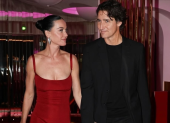 Katy Perry y Justin Trudeau saliendo de un restaurante en París.