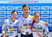 Doménica Mora (i), Juan David Espinoza y Doménica Azuero fueron los tres podios ecuatorianos en Brasil.