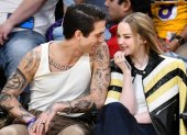 Dove Cameron (d) y Damiano David (i), mantienen una relación desde 2023.