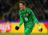 Portero del Barcelona Szczesny revela su preparación mental para penales decisivos.