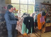 Tienda. Las prendas de lana atraen a turistas nacionales y extranjeros.