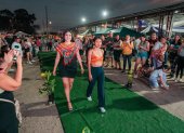 Moda. Mujeres de Pastaza mostraron su talento en desfile.