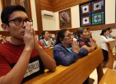 Devoción. La fe trata de mantenerse en los creyentes, pese a la grave crisis de seguridad que se vive actualmente. Los cristianos aseguran que oran por la situación del Ecuador.