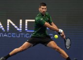 El tenista serbio busca superar el centenar de títulos ganándole la final a un siempre complicado Lorenzo Musetti.