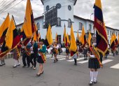 Instituciones educativas rindieron homenaje a Latacunga por sus 205 años de independencia.