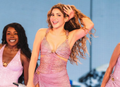 Shakira hizo un recorrido por los temas que la catapultaron a la fama mundia