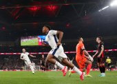 Inglaterra recibe a Serbia en el camino al Mundial 2026.