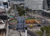 Miembros del Cabildo Cívico y moradores denuncian que en la avenida 10 de Agosto y Naciones Unidas abundan las vallas publicitarias.