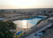 La piscina con olas se encuentra en el Batallón del Suburbio.
