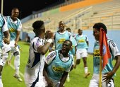 Ante Delfín, Emelec cortó una racha de cuatro derrotas al hilo.