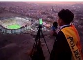 Cliver Huamán creador de Pol Deportes, el niño quechua que narró la final desde un cerro y emocionó al mundo.