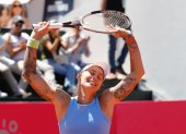 Polona Hercog celebra tras derrotar por 6-2 y 6-2 a Leolia Jeanjean.