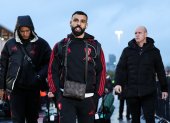 El jugador del Liverpool Mohamed Salah se presentó a los entrenamientos regulares y no está lesionado, aún así el equipo lo mantiene al marguen