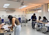 Las elecciones para autoridades y cogobierno de la Universidad de Guayaquil se realizaron este 10 de diciembre en la Ciudadela Universitaria y otras instalaciones.