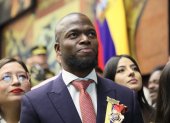 Enner Valencia cuando fue condecorado en la Asamblea Nacional.