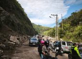 La vía Baños–Puyo fue habilitada tras el retiro de material que bloqueó el kilómetro 41, en el sector Ulba.