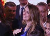 La senadora colombiana Paloma Valencia celebra luego de ser elegida candidata presidencial por el partido Centro Democrático, en Bogotá (Colombia).