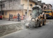 Los trabajos de bacheos se realizan en distintas partes de Guayaquil.