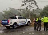 La Policía Nacional confirmó que cuatro personas fueron asesinadas mientras se movilizaban en un vehículo en la provincia de Santo Domingo