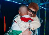 J Balvin y Bad Bunny antes de su presentación en México.