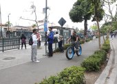 En la avenida Delta, afuera de la Universidad de Guayaquil, hay un tramo de ciclovía al que le falta conexión para que tenga mayor efectividad.