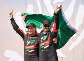 Yazeed Al-Rajhi (d) buscará en su Toyota Hilux revalidar el título de 2025.