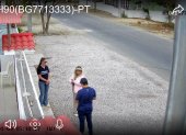 La asambleísta Mónica Palacios grabó videos en los exteriores de la casa de la madre de la secretaria de la Administración Pública, Cynthia Gellibert.