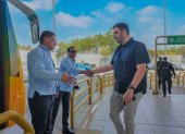 Aquiles Álvarez comentó con ironía la entrega de nuevos buses de Metrovía para la Troncal 1.