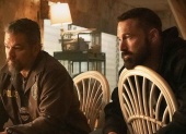 Este thriller de Netflix, protagonizado por Ben Affleck y Matt Damon, ocupa el puesto número uno en las estadísticas de visualización mundial.