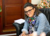 María José Pinto insiste en que la salud debe garantizar atención oportuna y digna.