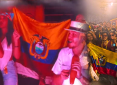 Videos en redes sociales muestran la bandera de Ecuador en la casita de Bad Bunny.