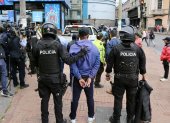 Luego de las alertas ciudadanas, la policía realizó el 27 de enero de 2026 un operativo afuera del Centro Comercial Montúfar.
