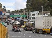 Fotografía de archivo que muestra el puente internacional de Rumichaca en Tulcán (Ecuador).