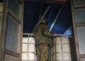 Un operativo permitió desmantelar un centro de acopio clandestino de combustible en el sector PK 80 del cantón La Troncal.