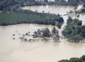 Fotografía que muestra una zona afectada este jueves por inundaciones en zona rural del sur del departamento de Córdoba (Colombia).