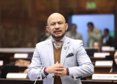 Castillo enfrenta sanción en la Asamblea Nacional, que lo aparta temporalmente de sus funciones.